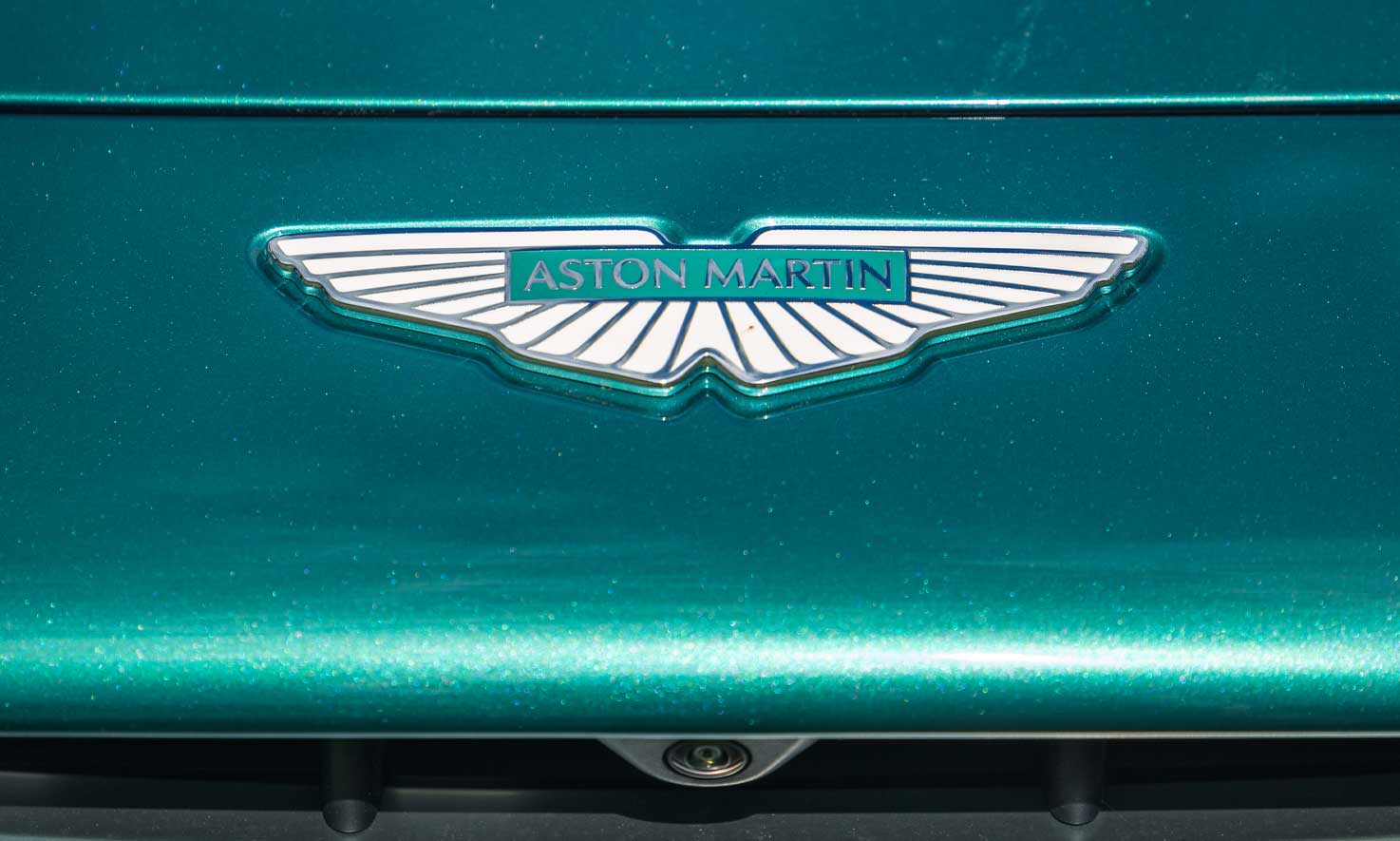 Aston Martin badge