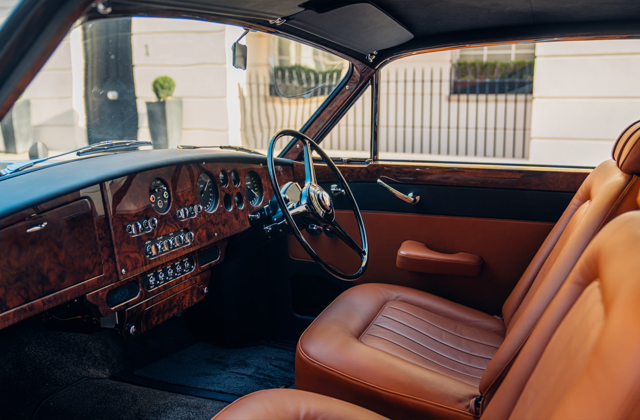 Lunaz Bentley Continental S2 Interior